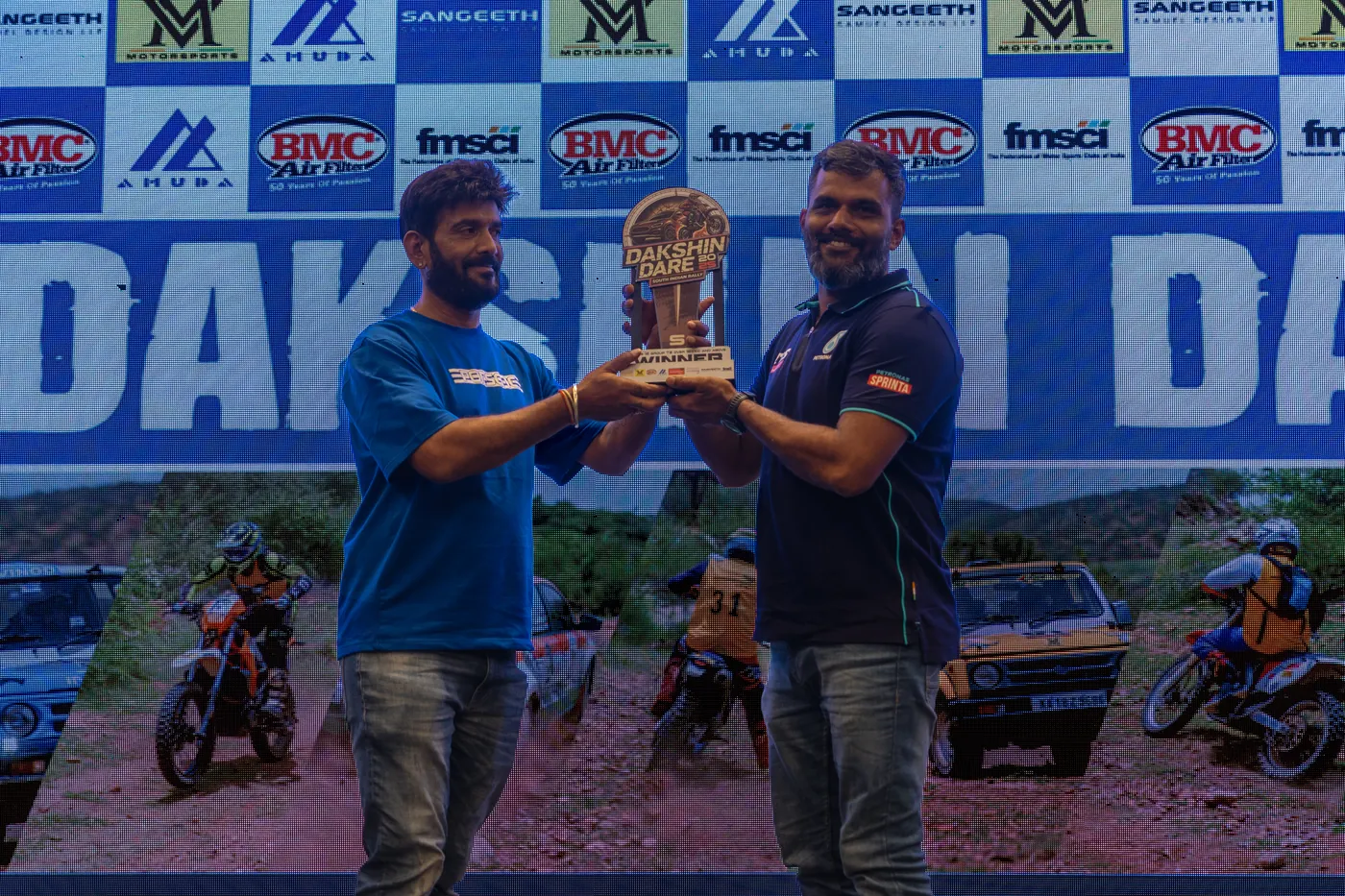 Trophy presentation at Dakshin Dare